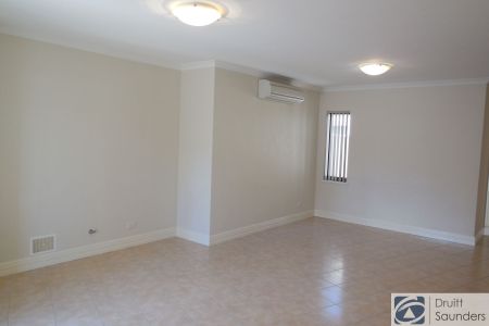 33A Boronia Street, 6018, Innaloo Wa - Photo 2