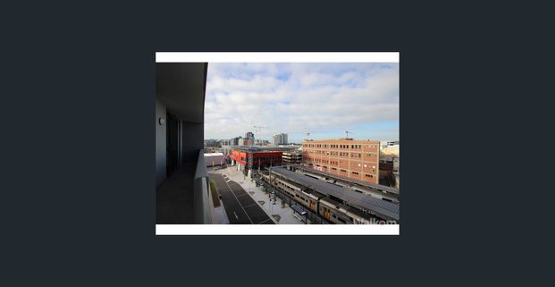 PLEASE DO NOT ATTEND THE PROPERTY BOOK YOUR ONLINE VIDEO TOUR – SEE THE EASY 5 STEP PROCESS BELOW. Please Register To Receive Your Video Tour Link. - Photo 1