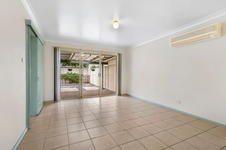 Immaculate Three Bedroom Duplex! - Photo 2