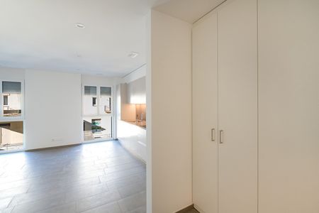 "Per coloro che amano il moderno!" - Photo 2