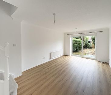 2 bedroom terraced house to rent - Photo 2