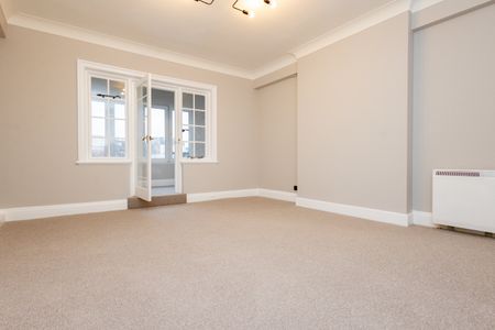 4 bed flat to rent in Richmond Hill, Bournemouth, BH2 - Photo 5