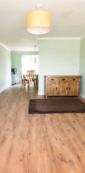 Colliers Way, Reading Colliers Way, Reading - Photo 1