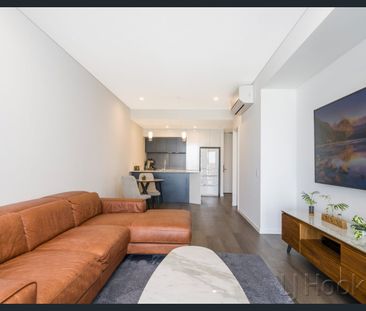 Modern One-Bedroom Apartment with Spectacular Views & Resort-Style ... - Photo 2