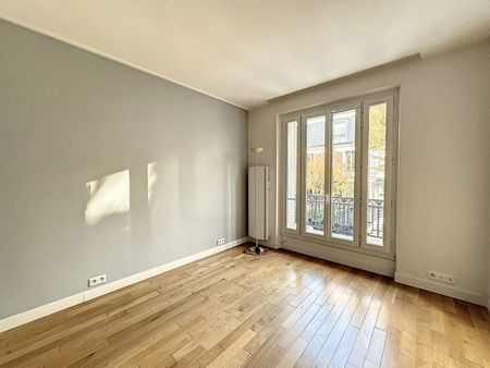 Apartment - Photo 3