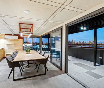 Modern Two Bedroom Apartment - Photo 3