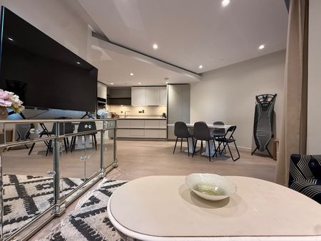 2 Bed Flat, Westmark Tower, W2 - Photo 5