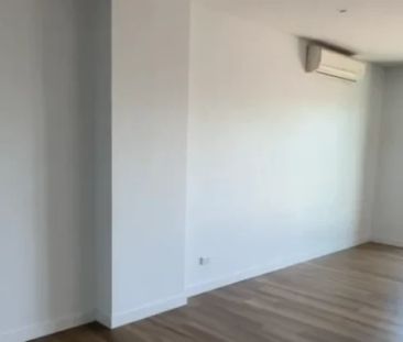 310 Wattle St, Sydney - Photo 2