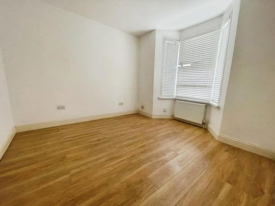 5 bedroom terraced house to rent - Photo 1