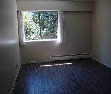 1 BDR-Welcome to Pine Manor clean & professionally managed - Photo 1