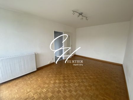 ECHIROLLES - APPARTEMENT T2 - VUE DEGAGEE - Photo 2