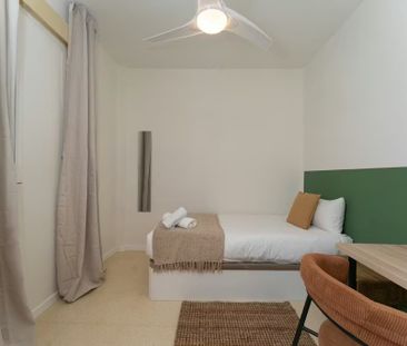 Calle de Fuencarral, Madrid, Community of Madrid 28010 - Photo 2