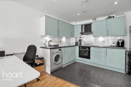 2 bedroom flat to rent - Photo 3