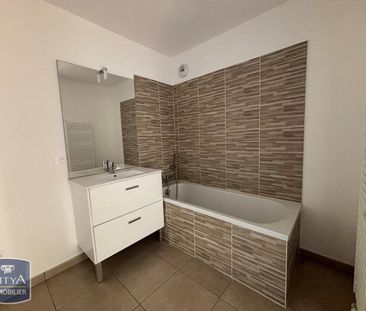 Location Appartement 3 pièces 64m² VALENCIENNES 59300 - Photo 5