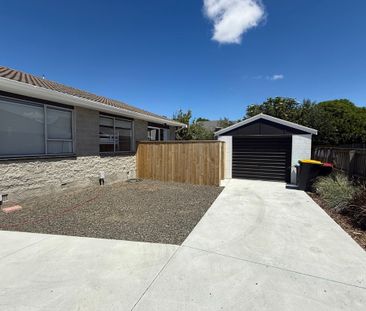 Modern, Private & Spacious – 3 Bedroom Home on Quiet Back Section - Photo 4