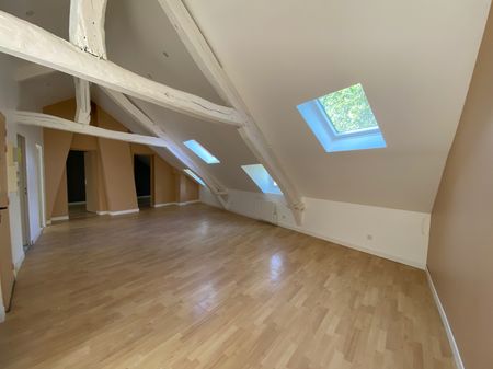 Location Appartement 3 pièces 54m² - Photo 3