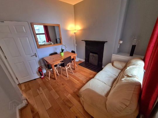 Room 4, 9 Chadwick Street, Lisburn Road, Belfast, BT9 7FB - Photo 1