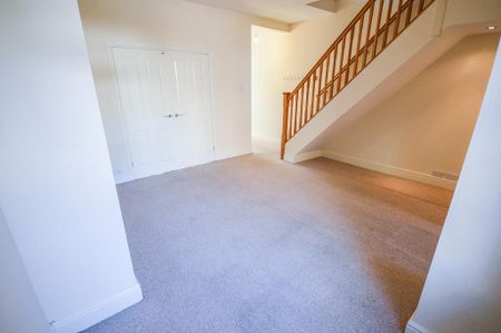 2 bedroom terraced house to rent - Photo 5