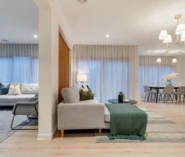 Luminous Living in a Perfect Position - Photo 1