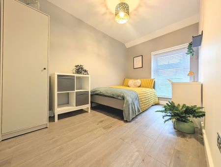 Brook Street, Pontypridd - Photo 4