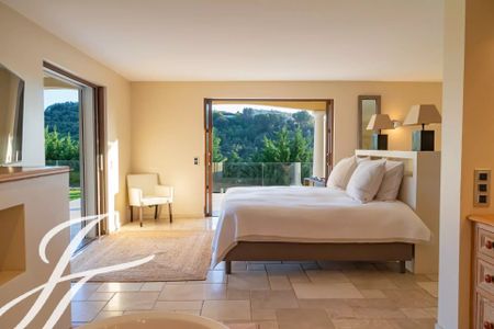 Maison à louer Cagnes Sur Mer, Cote d'Azur, France9 000 EUR / Mois - Photo 4