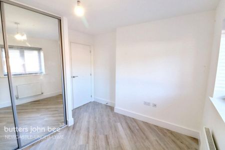1 bedroom maisonette to rent - Photo 2