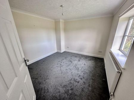 5 bedroom detached house to rent - Photo 5