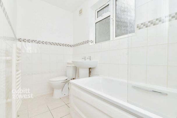 2 bedroom maisonette to rent - Photo 1