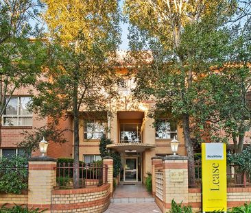 Well Maintained Ground Floor 2 Bedroom Unit - Photo 5