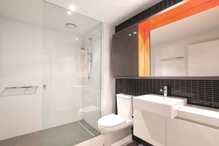 3/92 Cade Way, Parkville - Photo 5