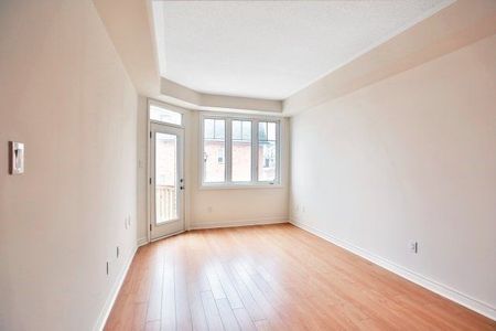 For Lease - 2420 Baronwood Drive Unit# 21-02, Oakville, Ontario - Photo 4