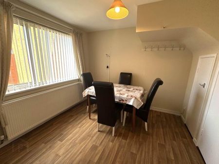 27 Jubliee Park, Armagh, BT60 1JA - Photo 3