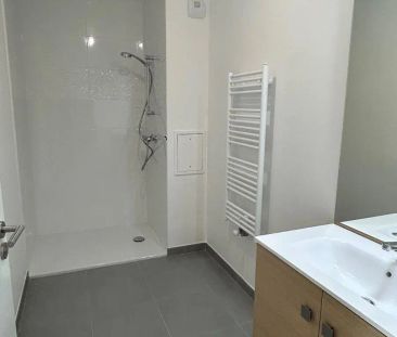 Appartement à louer 2 pièces 52.7m² - Photo 2