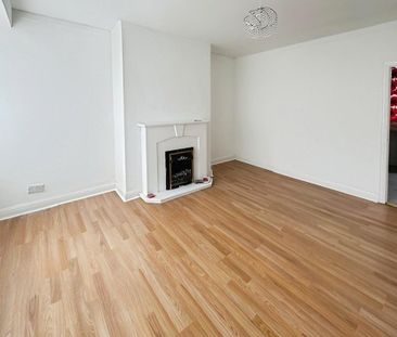 2 bedroom end of terrace house to rent - Photo 5