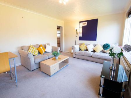 4 bedroom house to rent - Photo 2