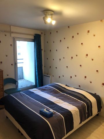 Location Appartement 3 pièces 71m² LYON 3ème - Photo 3