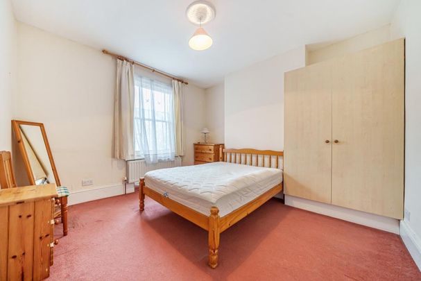 3 bedroom flat to rent - Photo 1