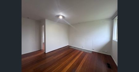 545 Grimshaw Street, Bundoora, Vic 3083 - Photo 3