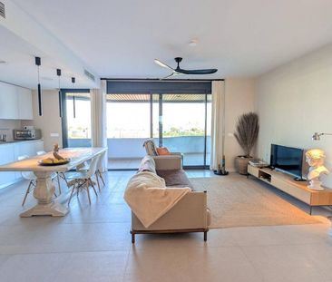 3 room luxury Apartment for rent in Torremolinos, Andalusia - Photo 1