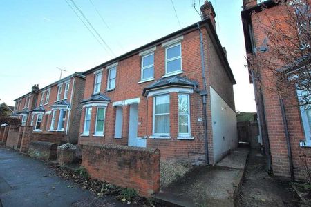 Agraria Road, Guildford, Surrey, GU2 - Photo 4