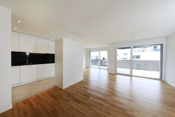 A happy apartment start - Photo 1