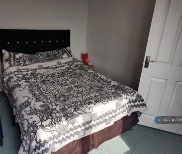 3 bedroom terraced house to rent - Photo 6