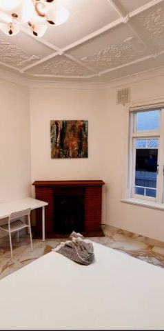 1 Mintaro Ave, Sydney - Photo 1