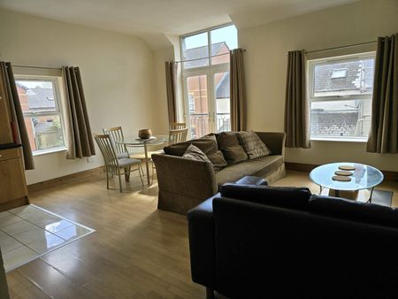 Flat to rent on - Photo 4