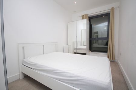 2 Bed Flat, Cityview Point, E14 - Photo 5