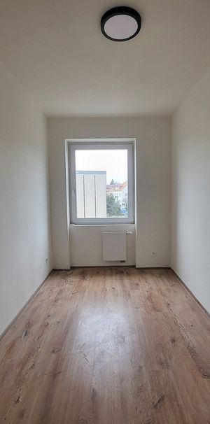 Pronájem bytu 1+kk 15 m² - Photo 1