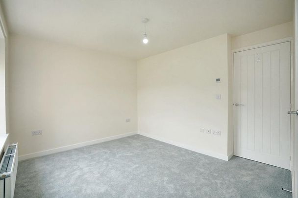 3 bedroom detached house to rent - Photo 1