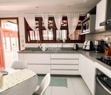 Casa com 4 quartos e 300m² para alugar em Dom Feliciano, Gravataí. - Foto 6