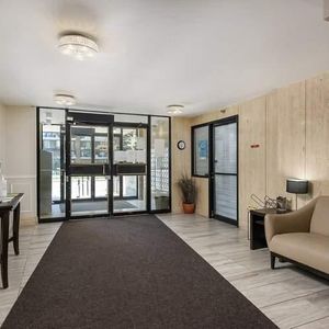 1 CH - 1 SDB - Montreal - $1,650 /mo - Photo 3