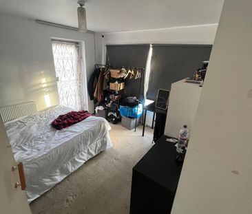 3 bedroom detached house to rent - Photo 4